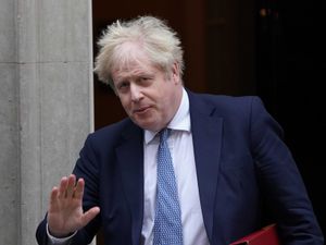 Supporting image for story: Johnson hit by fresh resignation and calls to quit in ‘partygate’ scandal
