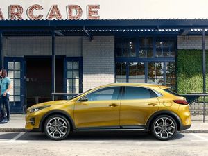 Supporting image for story: Kia launches offers for NHS workers