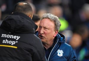 Warnock called Wolves boss to bury the hatchet (AMA/Sam Bagnall)