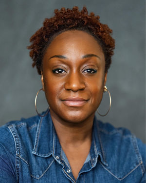 Sandra Marvin returns to the role of Becky having previously starred in Waitress both in the West End and on tour