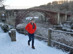 Supporting image for story: Watch: Ironbridge residents wake up to a winter wonderland as snow continues to grip Shropshire