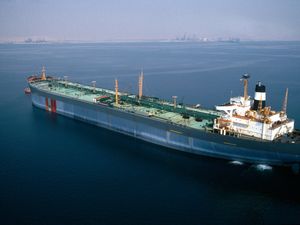 Supporting image for story: Calm returns to markets in Europe but oil prices climb higher on Iran war