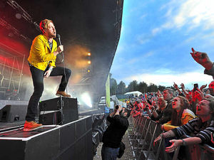 Supporting image for story: Kaiser Chiefs' Ricky Wilson speaks ahead of Birmingham gig