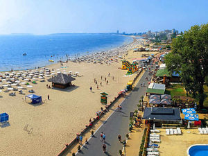 Supporting image for story: Sunshine holiday won't break the bank