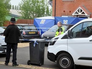 Supporting image for story: Investigations continue after woman's body found in Oxley