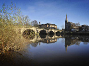 Supporting image for story: Heavy rainfall and gale-force winds batter Shropshire
