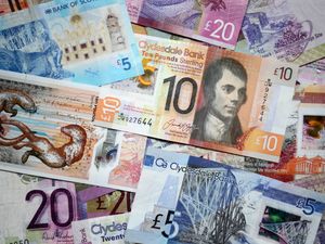 Supporting image for story: SNP urge Reeves not to cut Isa tax-free allowance