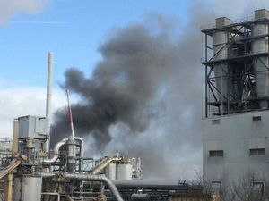 Supporting image for story: Investigation underway into Kronospan fire
