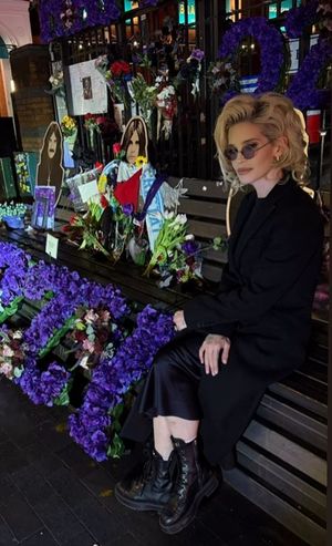 Kelly Osbourne has paid tribute to her father on Instagram