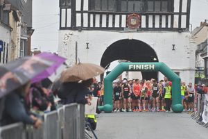 Getting ready to start the Bridgnorth 10k.