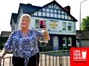 Supporting image for story: The Tipton pub that's a hit with the local community and thrives on being there for everyone