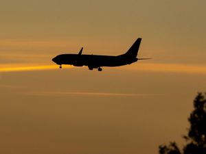 Supporting image for story: Another flight from Lebanon lands in UK amid spiralling Middle East conflict