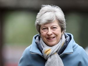 Supporting image for story: May to meet Merkel and Macron for Brexit talks