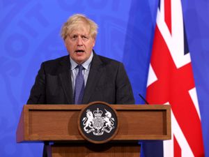 Supporting image for story: Freedom delay: Public backs PM as vaccine race steps up