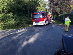 Supporting image for story: Two car crash causes disruption in Oswestry village