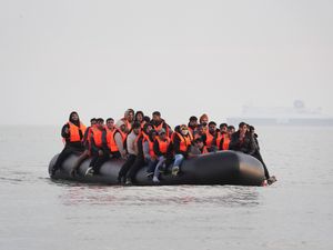 Supporting image for story: Hundreds of migrants cross Channel in small boats