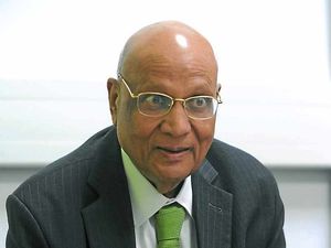 Supporting image for story: Stop aid to India, says Lord Paul