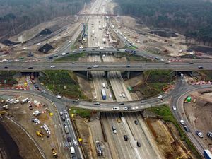 Supporting image for story: Holidaymakers urged to ‘plan ahead’ as M25 closure nears