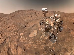 Supporting image for story: Mars rover findings offer strongest hints yet of potential signs of ancient life