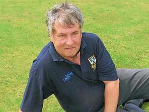 Supporting image for story: Derek Wright notches up bowls century