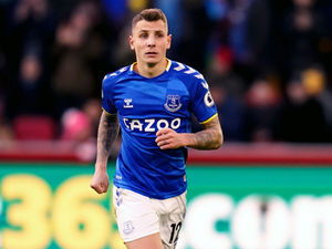 Supporting image for story: Aston Villa agree £25m fee with Everton for Lucas Digne 
