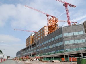 Supporting image for story: Midland Metropolitan Hospital faces new delay threat