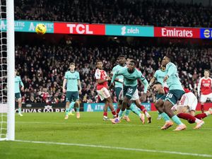 Supporting image for story: Arsenal need last-gasp winner against plucky Wolves to move five points clear