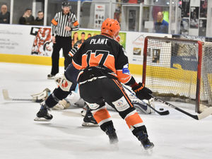 Supporting image for story: Late strikes prove too much for Telford Tigers