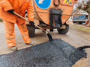 Supporting image for story: 25,000 potholes repaired in Shropshire