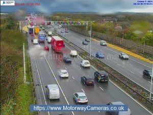 Supporting image for story: Drivers urged to check ahead after double crash involving five cars on M6 causes delays of up to an hour