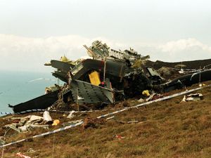 Supporting image for story: Now we expect answers, says son of soldier killed in 1994 Chinook crash