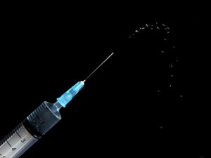 Supporting image for story: Incentivise people to get Covid-19 vaccine, expert suggests