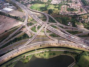 Supporting image for story: Major crash closes M6 southbound by Spaghetti junction