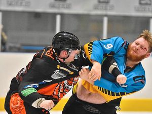 Supporting image for story: Telford Tigers 2 bounce back with double figures