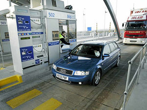 Supporting image for story: 1,000 extra lorries a day used M6 Toll for free