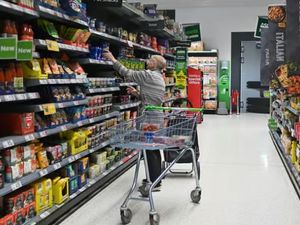 Supporting image for story: Asda: UK groceries supermarket launches meal deal in-store and online, no card required - price news