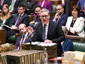 Supporting image for story: Starmer: Decision to send troops to Ukraine to be voted on by MPs