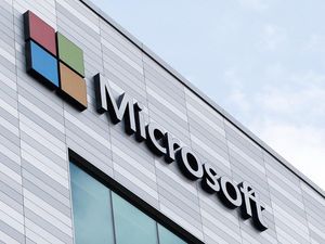 Supporting image for story: Strong cloud growth helps Microsoft deliver healthy quarter