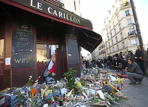 Tributes at Le Carillon restaurant