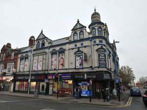 Supporting image for story: Man bailed over attack outside West Bromwich strip club