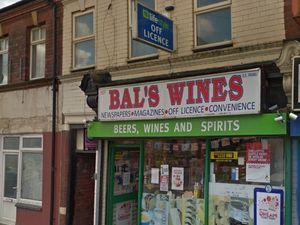 Supporting image for story: Hero shopkeeper foils 'clown' knifeman's raid on West Brom store