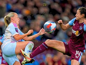 Supporting image for story: Aston Villa boss Carla Ward proud despite last-gasp Arsenal defeat