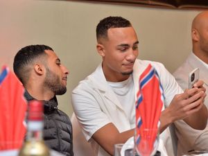 Supporting image for story: Olympic hero Ben Whittaker has to wait for pro bow