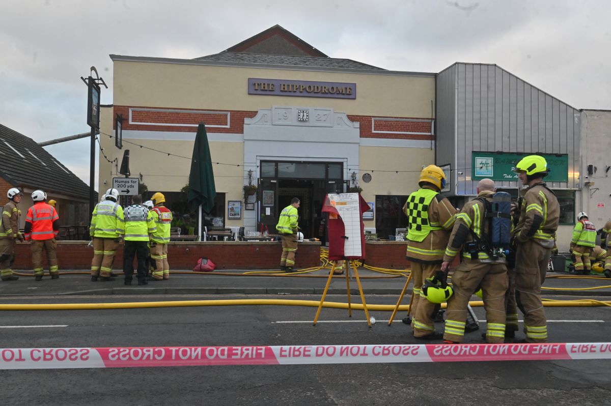 Shropshire Wetherspoon fire: Market Drayton pub remains closed day after blaze which saw building evacuated