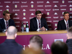 Supporting image for story: Steven Gerrard: Aston Villa is 'no stepping stone'