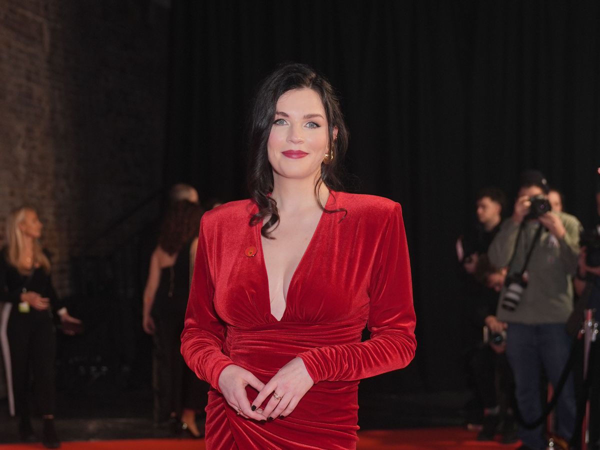 Adrian Dunbar and Aisling Bea to star in adaptation of Marian Keyes&rsquo; Grown Ups