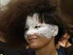 Supporting image for story: Singer Bjork's amazing outfits