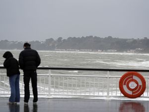 Supporting image for story: Wind and cold weather warnings to come into force on Christmas Day