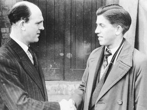 Supporting image for story: Ron Atkinson: How Stan Cullis changed the world