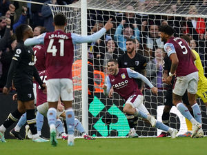 Supporting image for story: Aston Villa boss Unai Emery hunting top ten teams